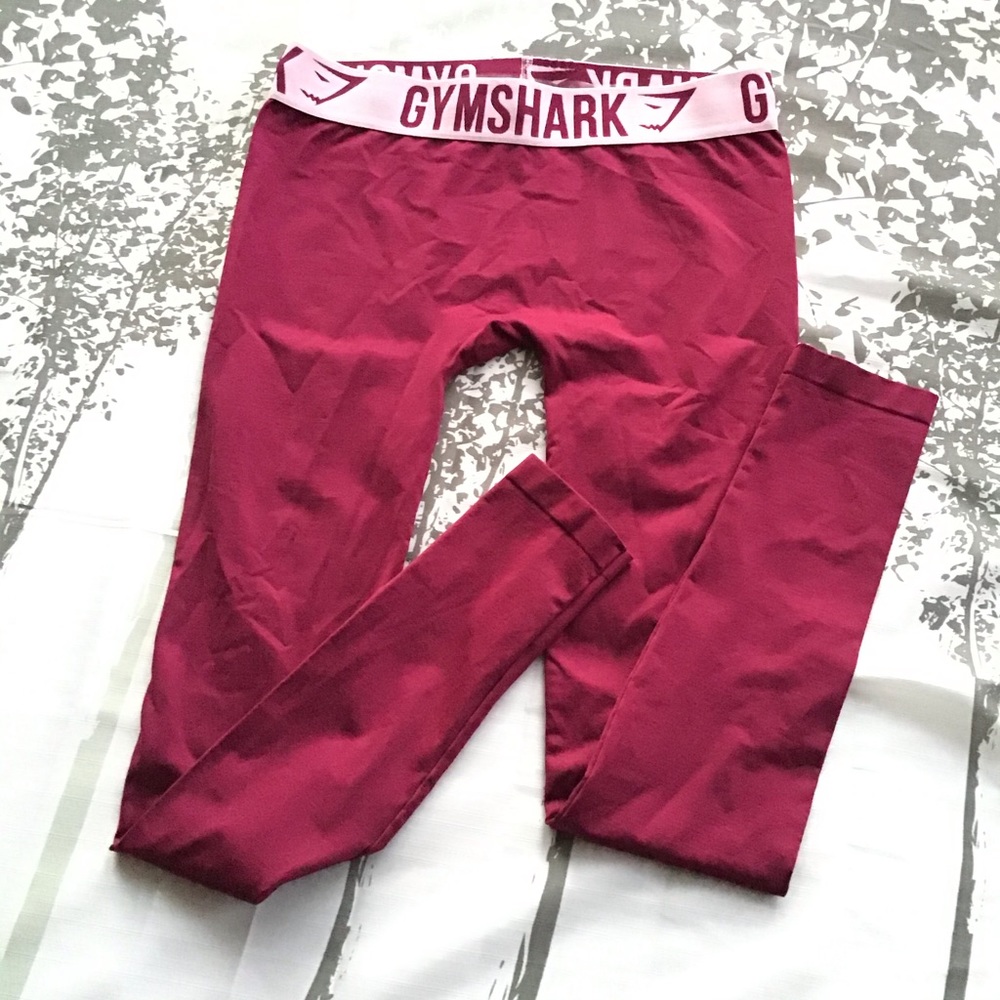 Gym shark hot pink leggings size medium.